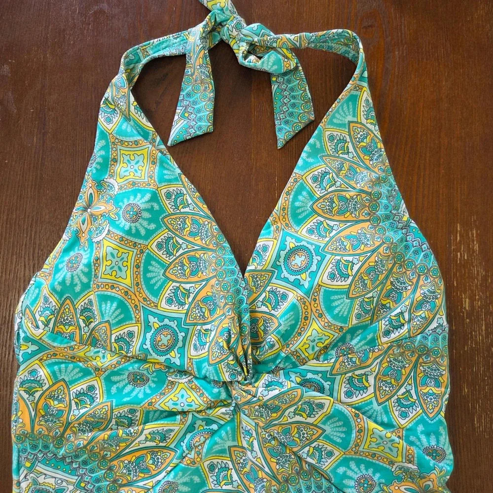 Helen Jon One Piece Swimsuit Halter Twist Front Resort Vacation‎ Pool Size Large